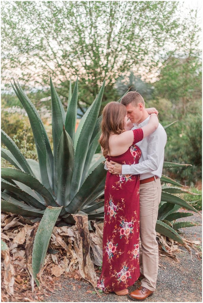 Classic Southern Engagement Session in Raleigh | Outerbanks Elopement Photographer | Ashlynn Miller Photography