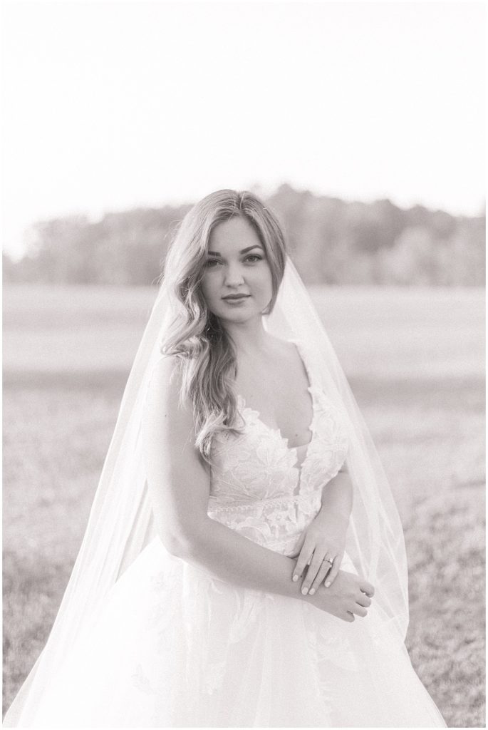 Black and white bridal portraits| Charleston Photographer  
 | Ashlynn Miller Photography