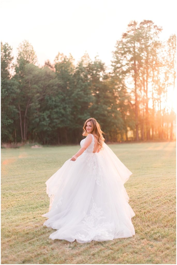 Gorgeous ball gown wedding dress Southern Bridal Session |   | Ashlynn Miller Photography