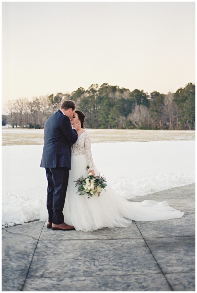 Snowy North Carolina Wedding | Ashlynn Miller Photography | North Carolina Film Photographer | Wedding Photographer | Charleston Wedding Photographer