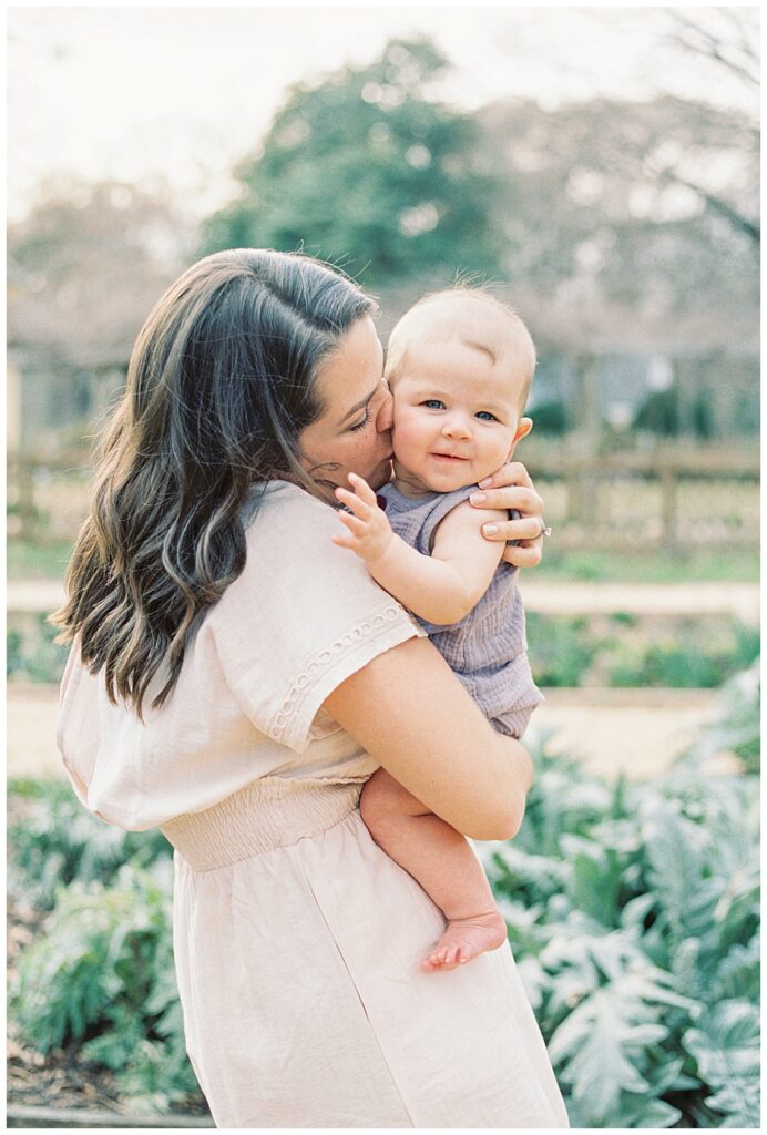 Springtime Garden Portraits | Ashlynn Miller Photography | Raleigh, North Carolina